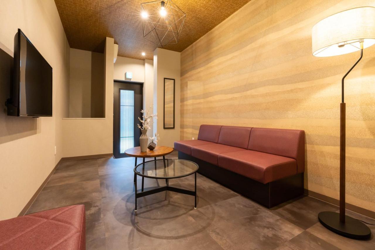 Bijou Suites Classic Осака Екстериор снимка